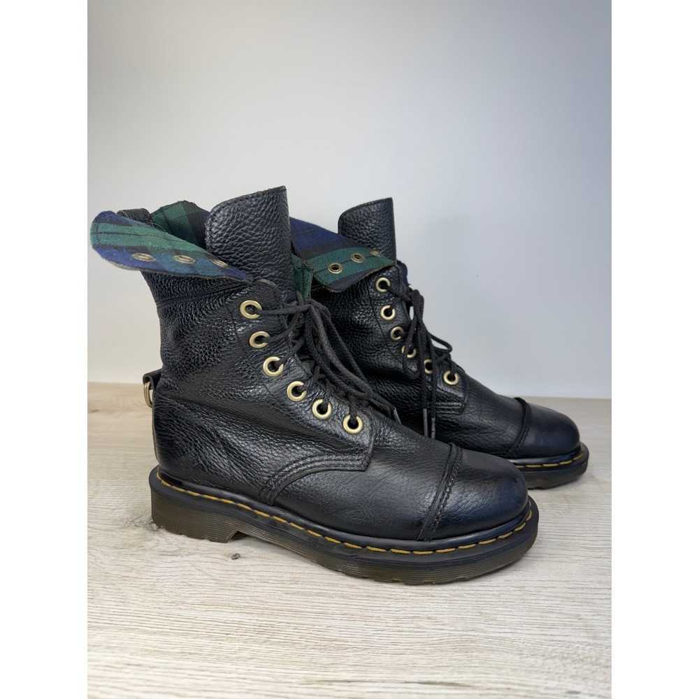 r Martens Aimilita Black Pebbled Leather Plaid Lined Fold Down Combat Boots US 7